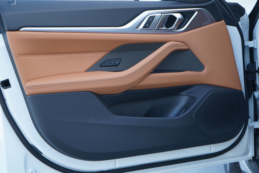 2025 BMW i4 eDrive40 10
