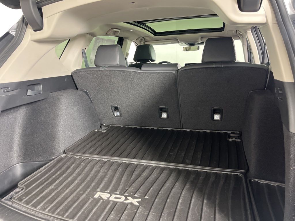 Thumbnail: 2025 Acura RDX - 20