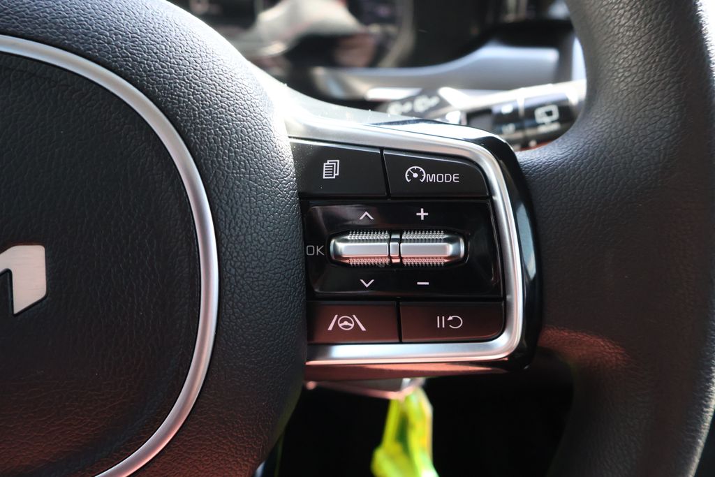 Thumbnail: 2022 Kia Sorento - 28