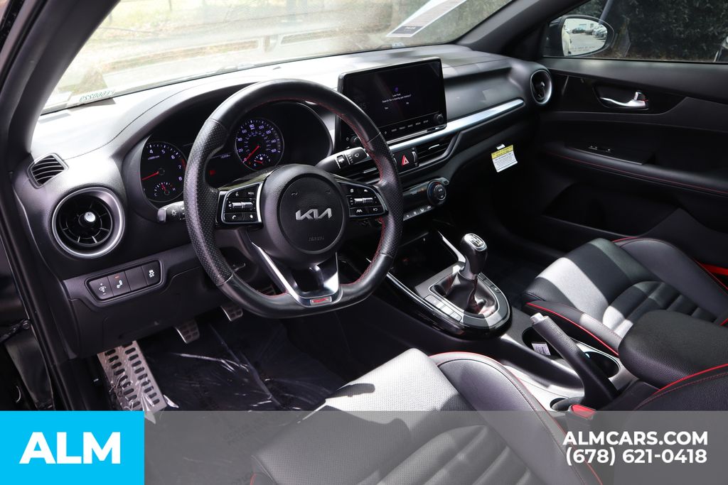 Used 2023 Black Kia GT image 10