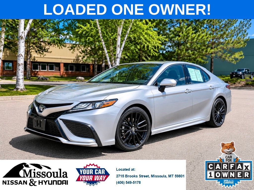 2022 Toyota Camry XSE AWD