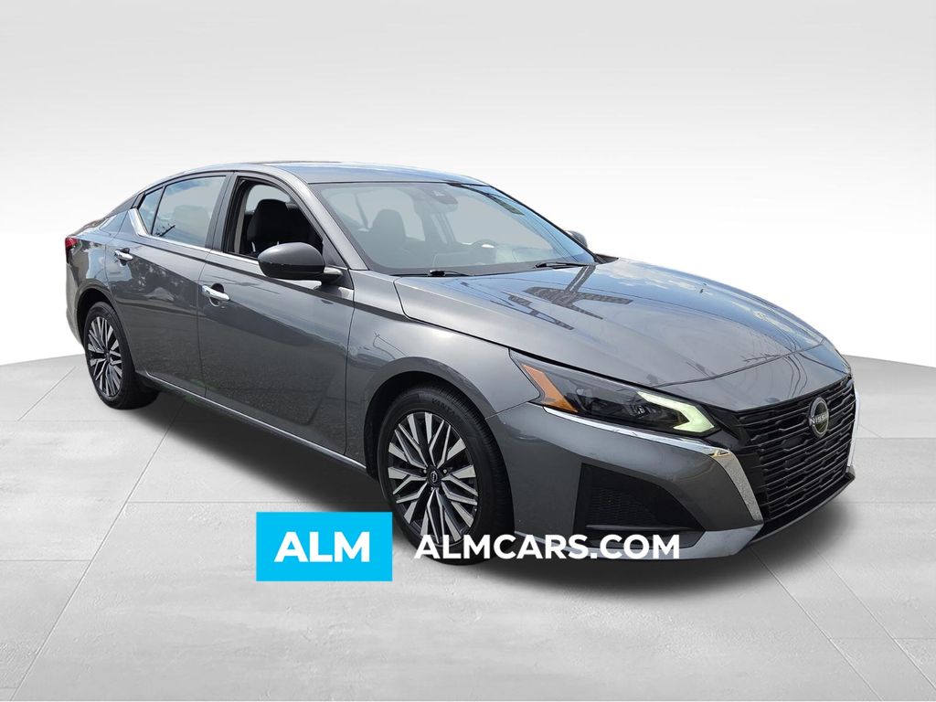 2025 Nissan Altima 2.5 SV FWD