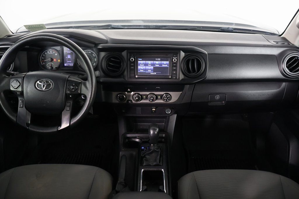 Thumbnail: 2019 Toyota Tacoma - 6