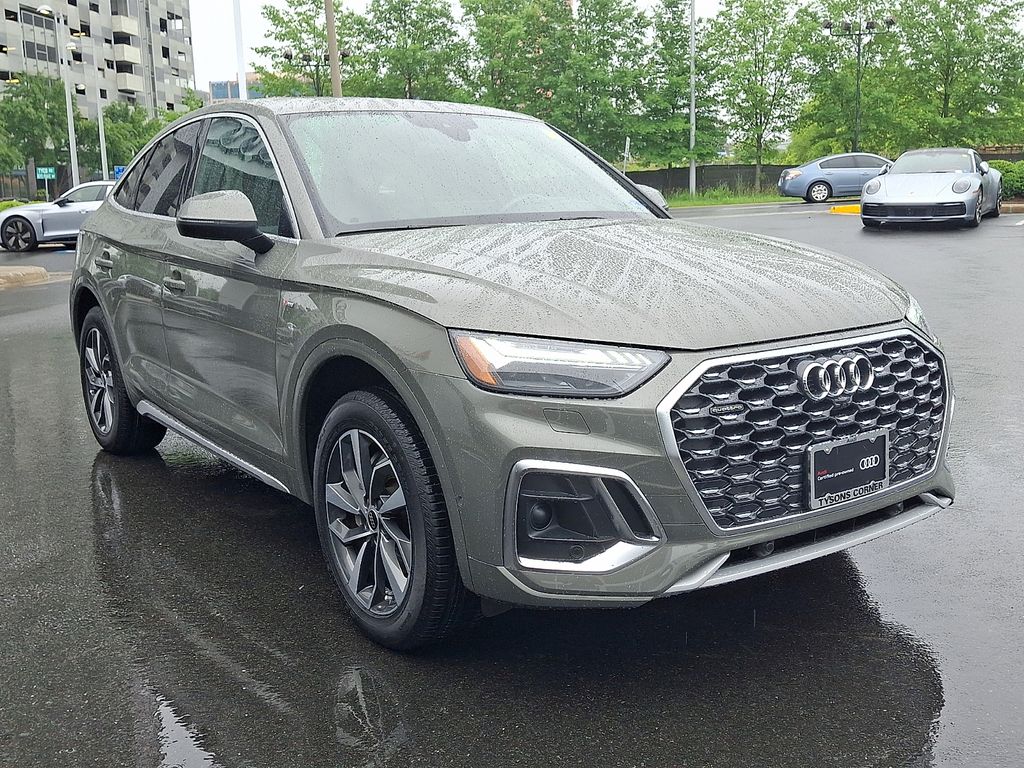 Thumbnail: 2023 Audi Q5 - 3