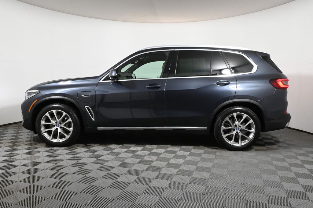 2022 BMW X5 xDrive45e 2