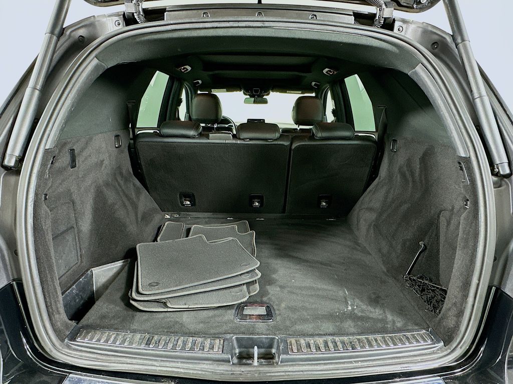 Thumbnail: 2018 Mercedes-Benz GLE - 28