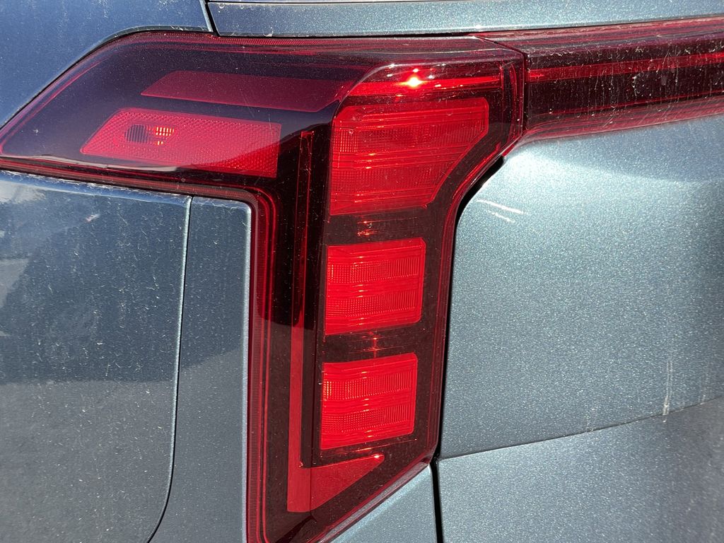 new 2026 Kia Carnival Hybrid car, priced at $47,066