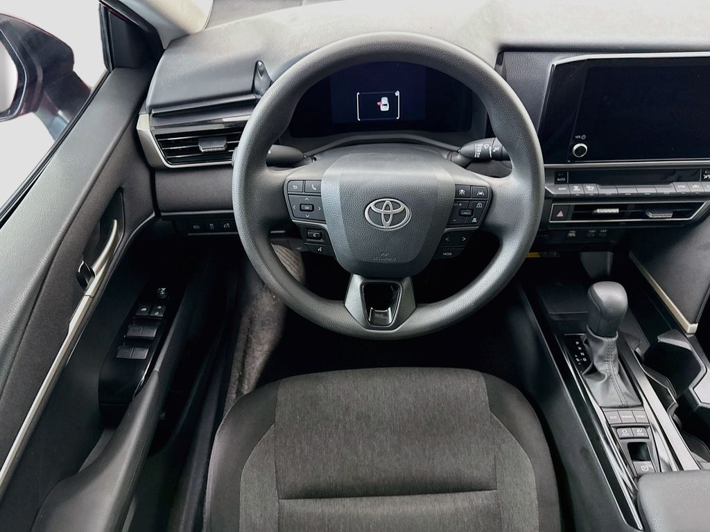 Thumbnail: 2025 Toyota Camry - 10