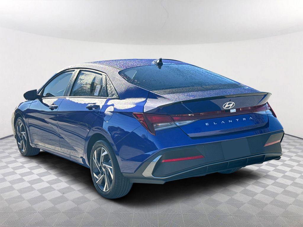 2025 Hyundai Elantra SEL 7