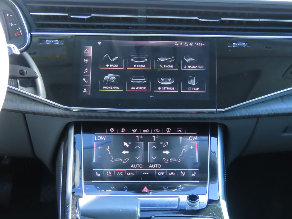 Thumbnail: 2019 Audi Q8 - 8