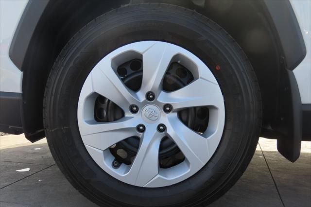 Thumbnail: 2025 Toyota RAV4 - 29