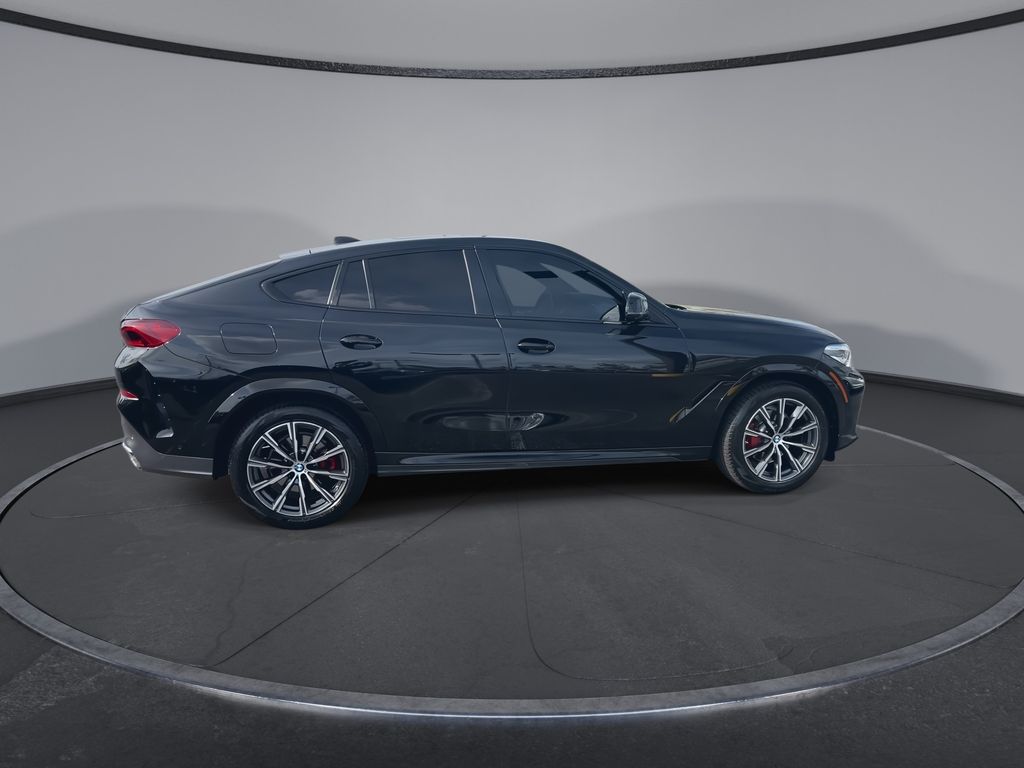 Thumbnail: 2023 BMW X6 - 9