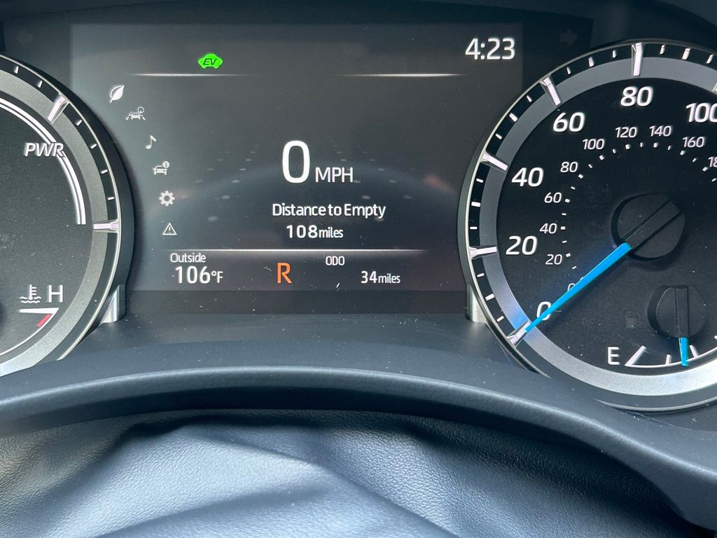 New 2026 Toyota Highlander Hybrid SUV