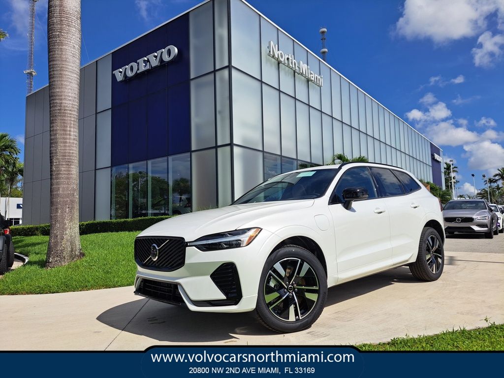 2026 Volvo XC60 Plug-In Hybrid T8 Core