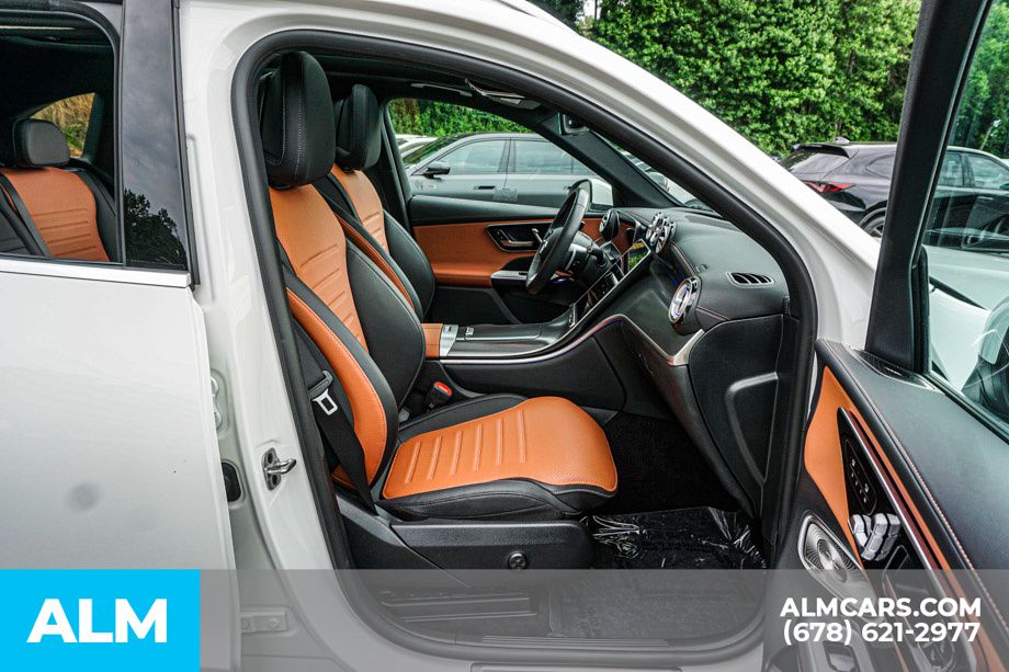 Used 2025 White Mercedes-Benz GLC 350e image 23