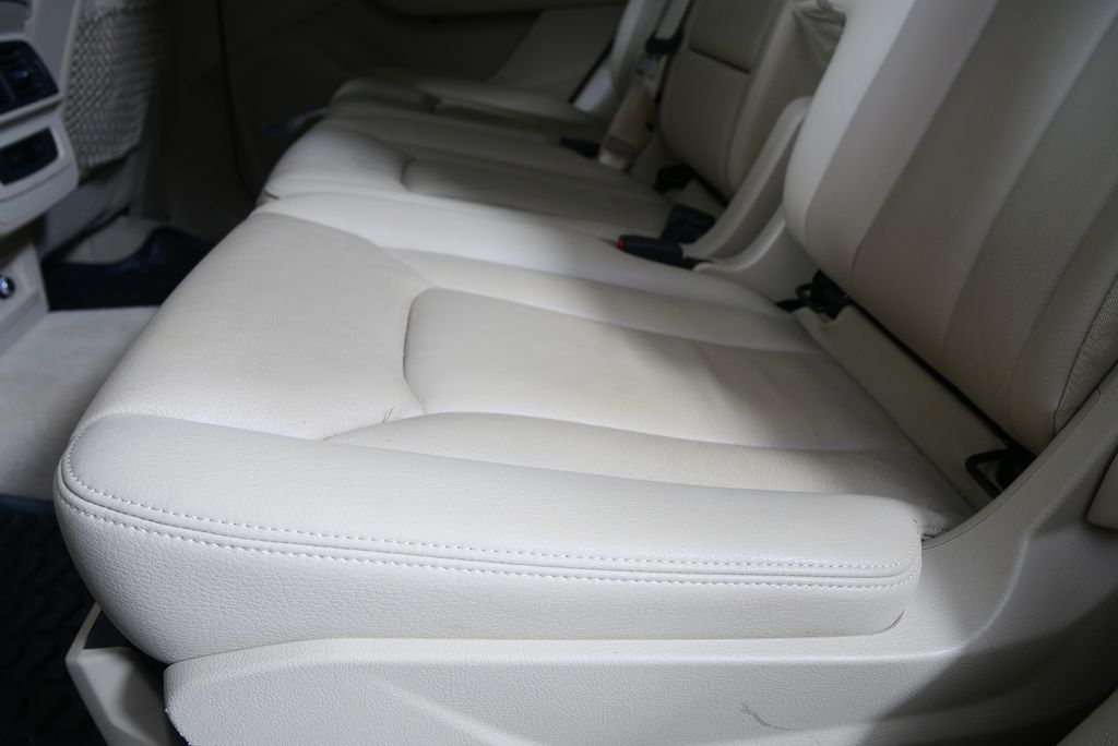 Thumbnail: 2018 Audi Q7 - 15