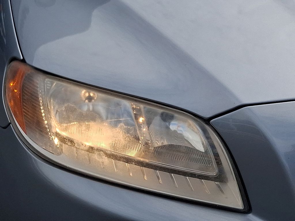 Thumbnail: 2011 Volvo S80 - 29