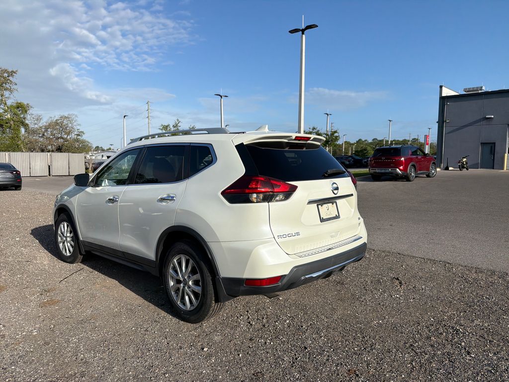 Used 2018 Nissan Rogue SV 4D Sport Utility
