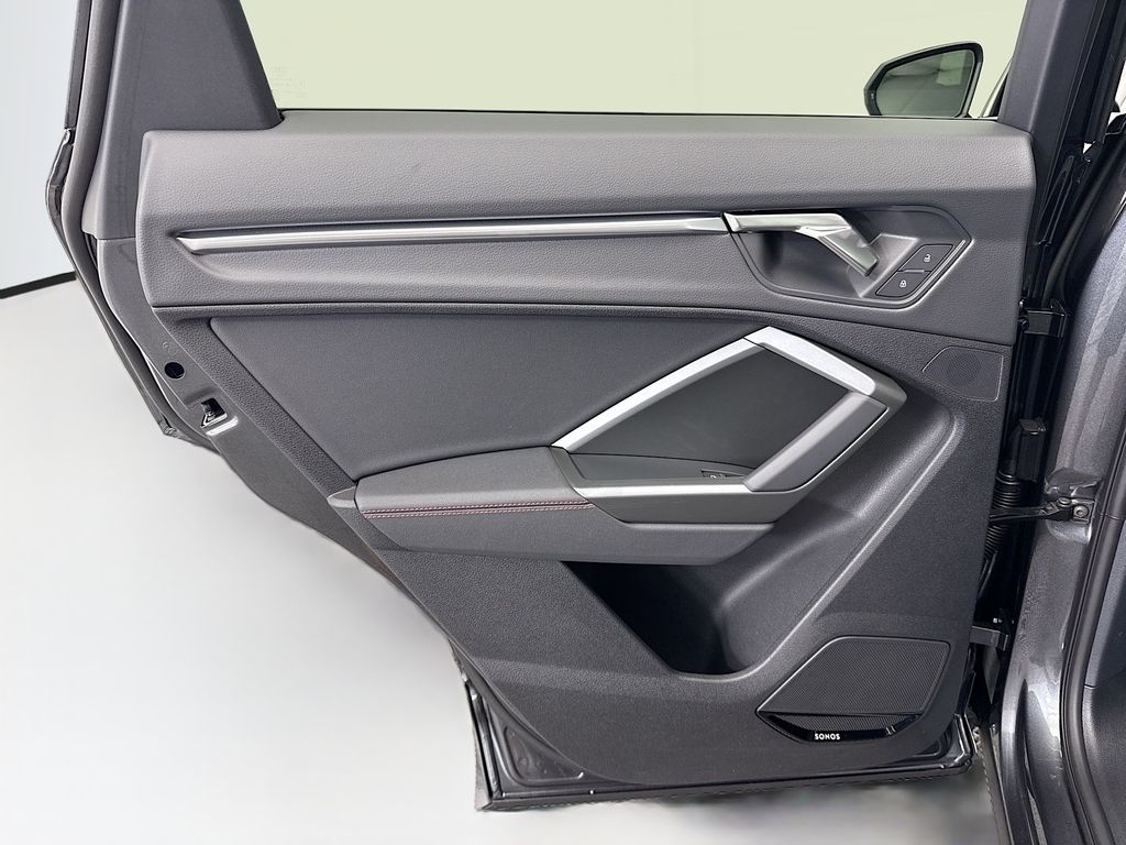 Thumbnail: 2025 Audi Q3 - 26