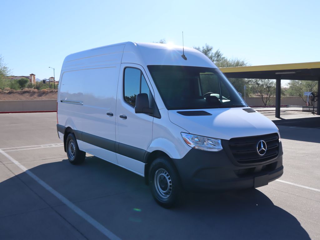 2025 Mercedes-Benz Sprinter 2500 3