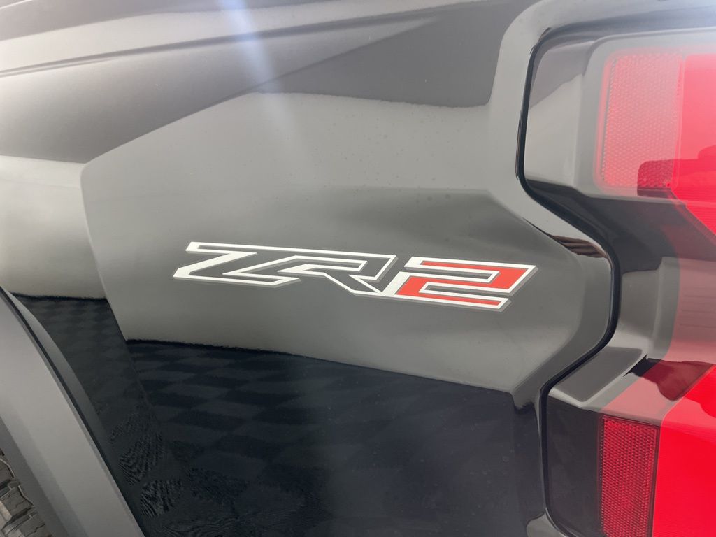Thumbnail: 2026 Chevrolet Colorado - 17