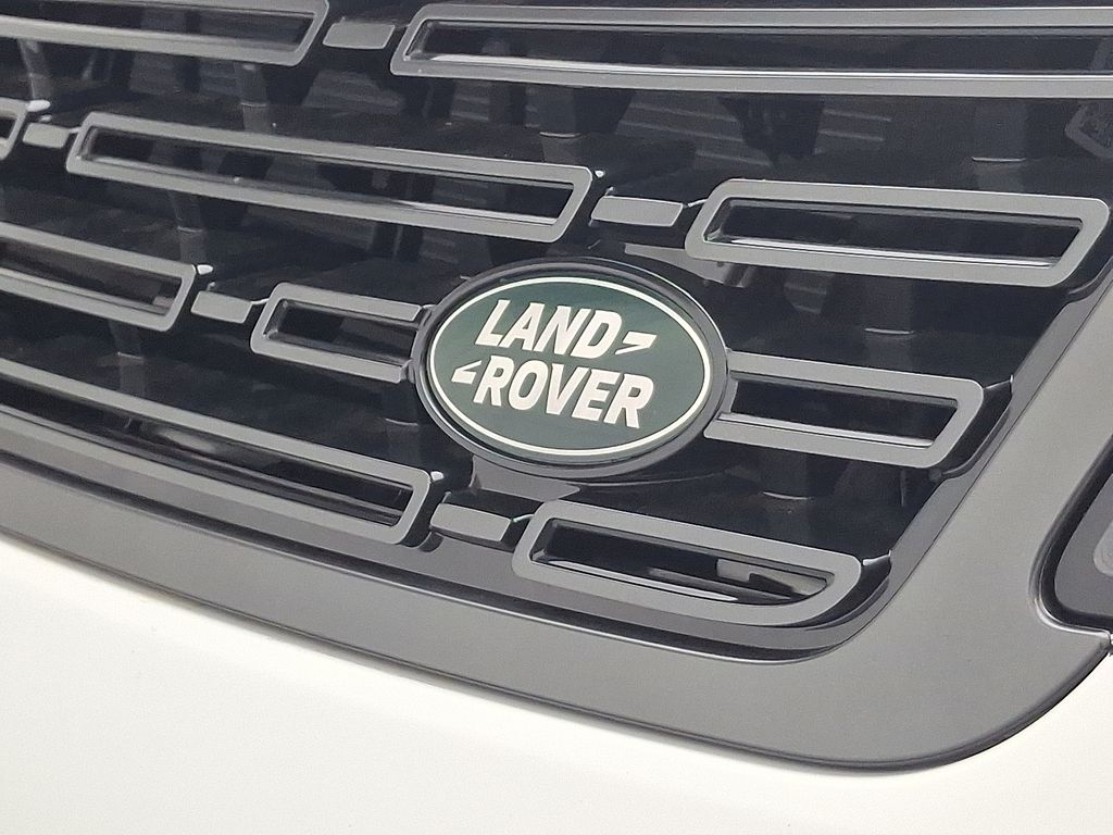 Thumbnail: 2025 Land Rover Range Rover Sport - 20