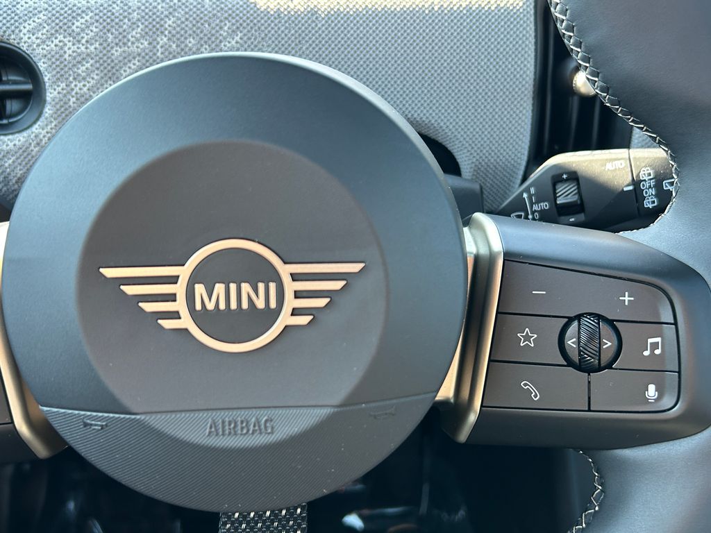 Thumbnail: 2025 MINI Cooper - 20