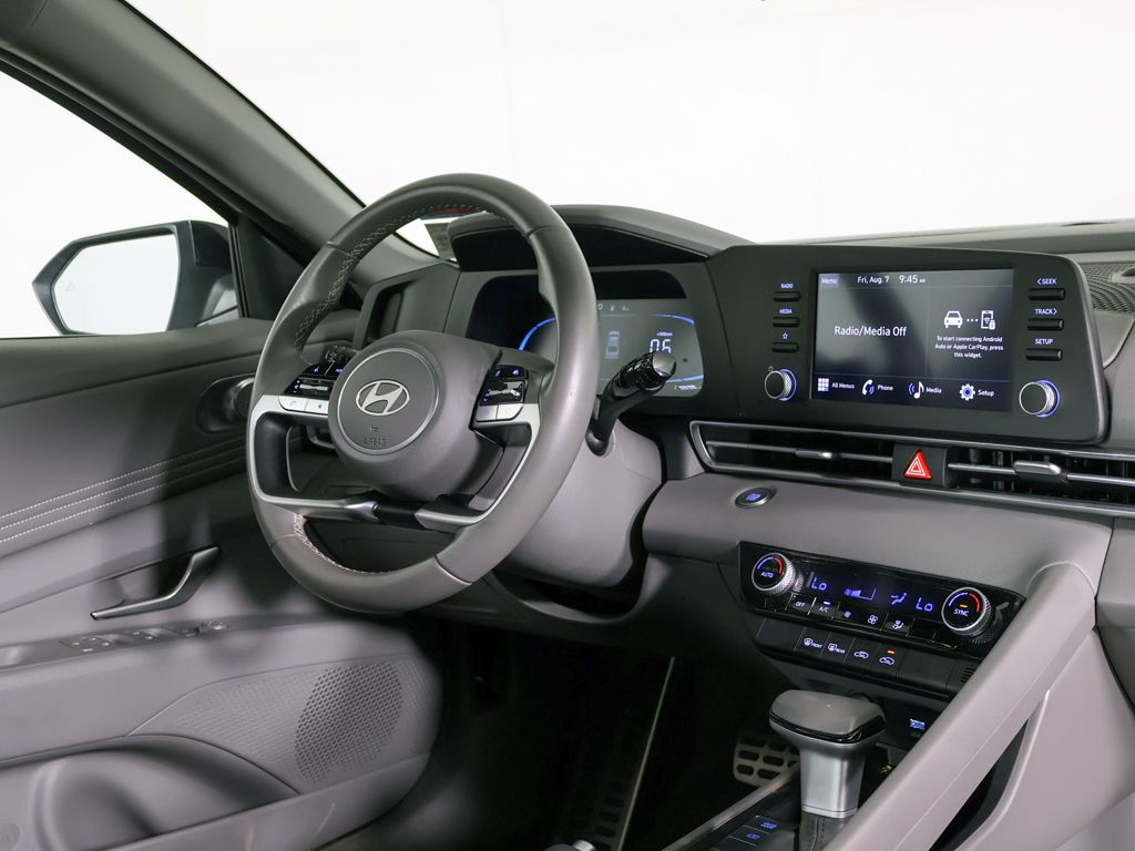 Certified Used 2025 White Hyundai SEL Sport image 22