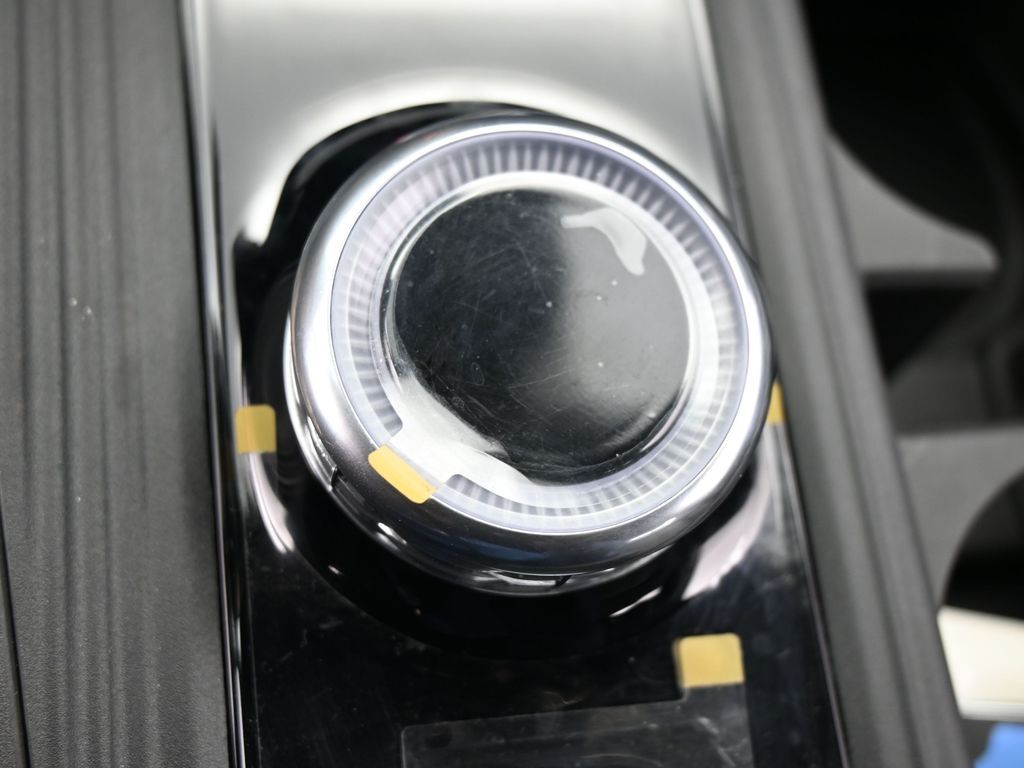 New 2026 silver zynith clearcoat Jeep Laredo image 21