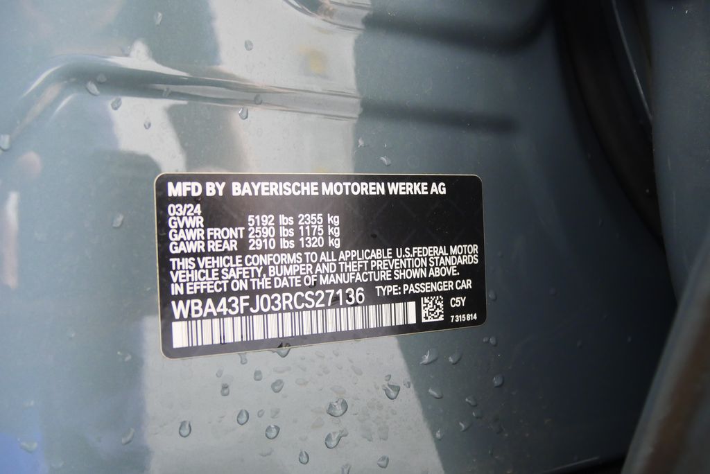 Thumbnail: 2024 BMW 5 Series - 31