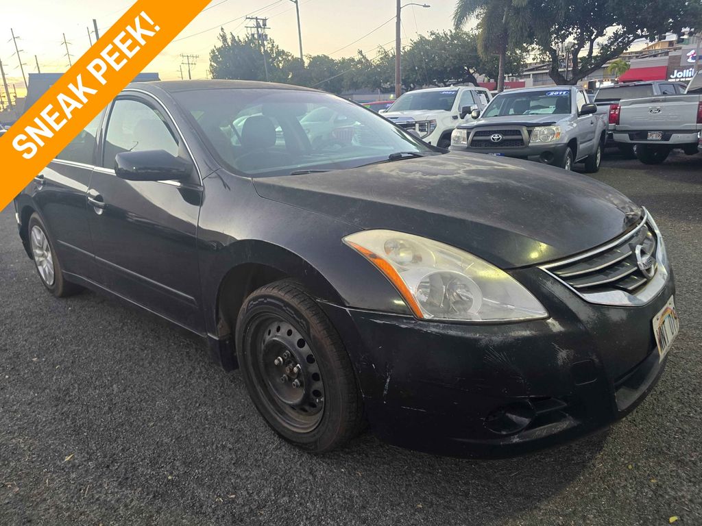 Super Black Clearcoat 2012 Nissan Altima 2.5 S Sedan Front-Wheel Drive Continuously Variable Transmission