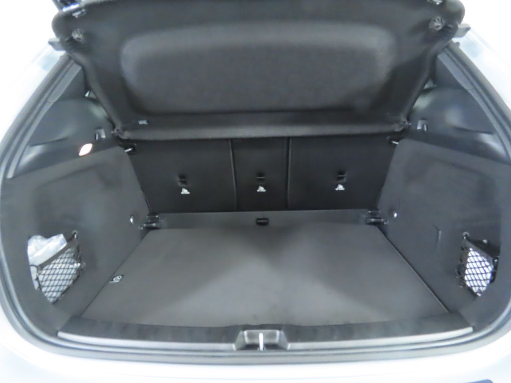 Thumbnail: 2026 Mercedes-Benz GLA - 29