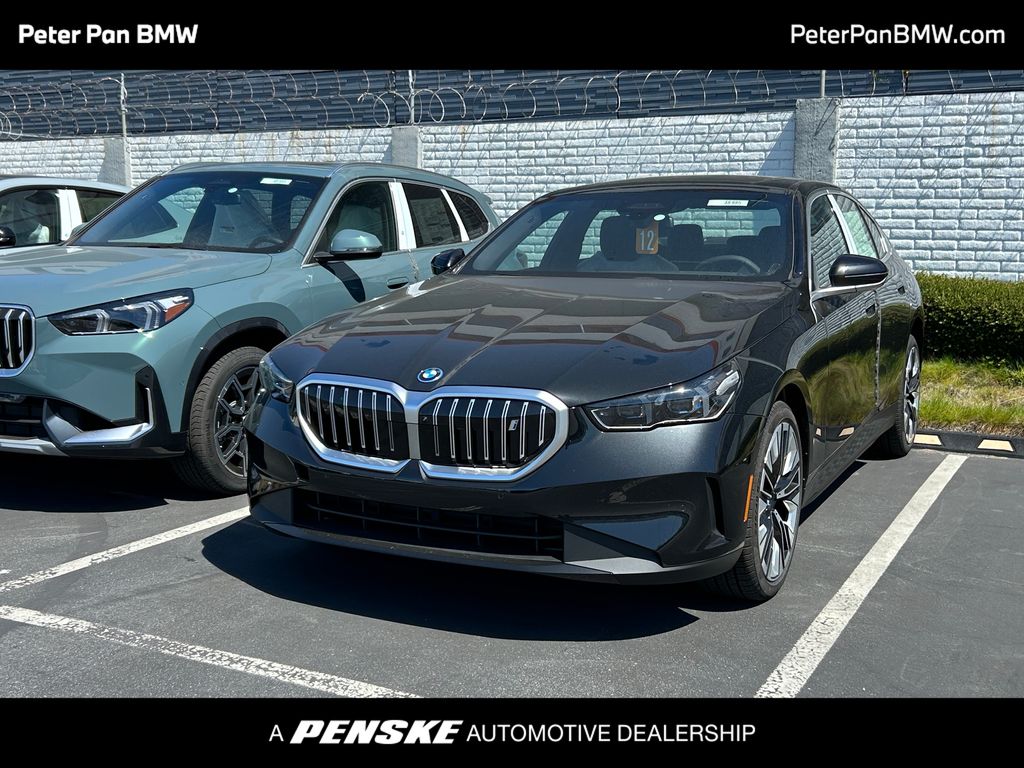 Thumbnail: 2026 BMW i5 - 1