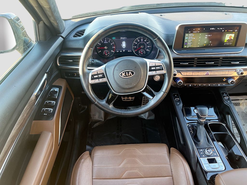 Used 2022 Ebony Black Kia SX image 24