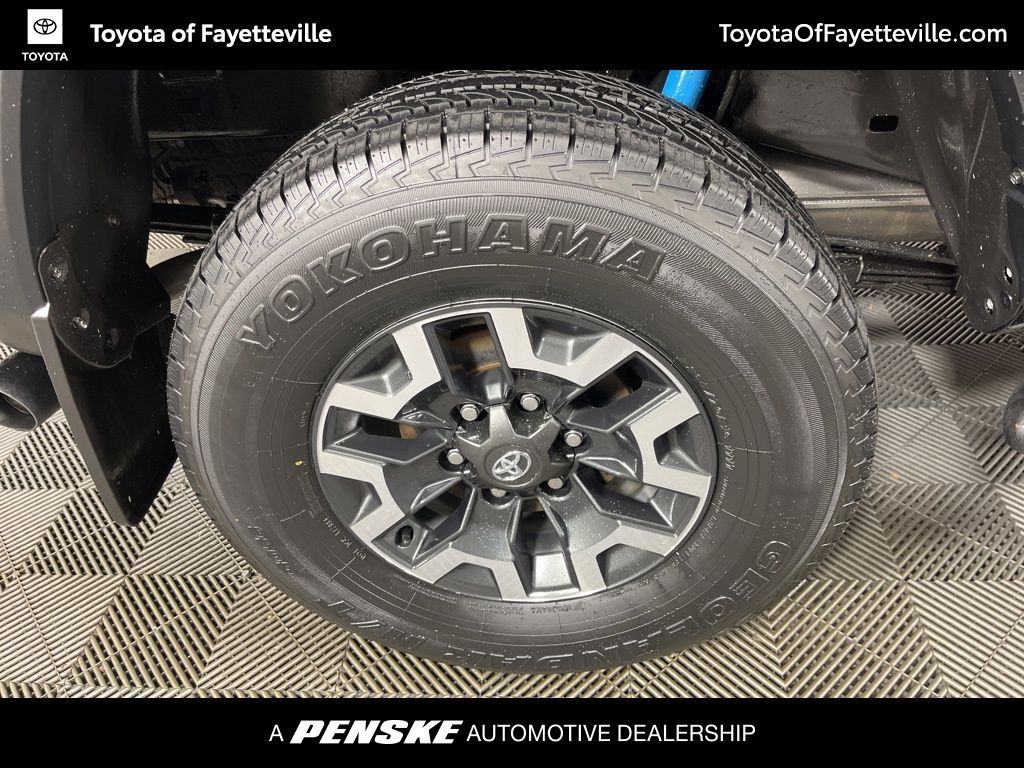 2022 Toyota Tacoma TRD Off-Road 16