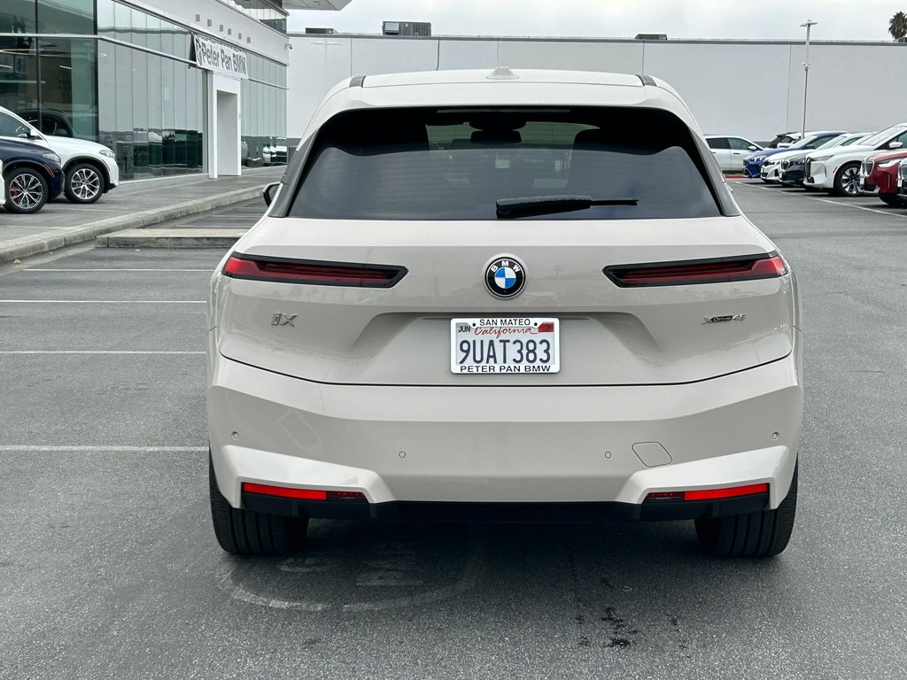 Thumbnail: 2026 BMW iX - 4