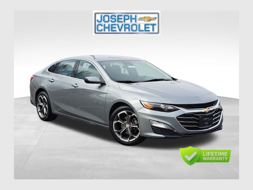 Sterling Gray Metallic 2024 Chevrolet Malibu Sedan Front-Wheel Drive Continuously Variable Transmission