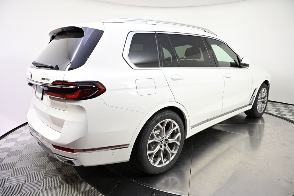 2025 BMW X7 xDrive40i 5