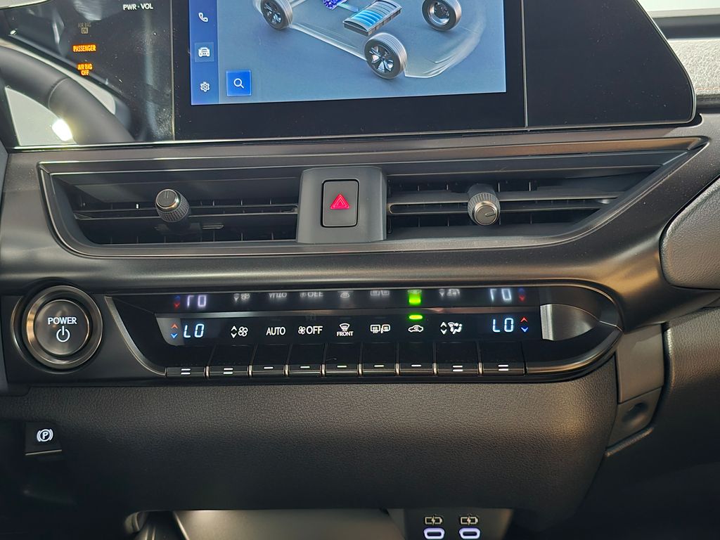 Thumbnail: 2026 Lexus UX - 22