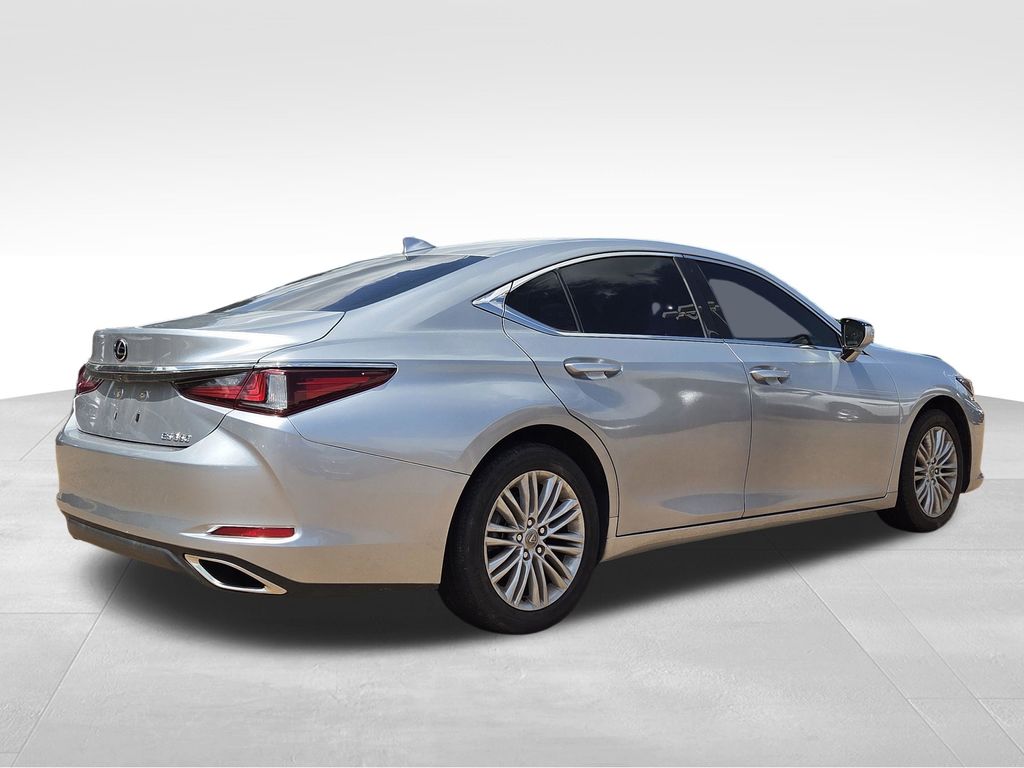 Used 2022 Lexus ES Sedan