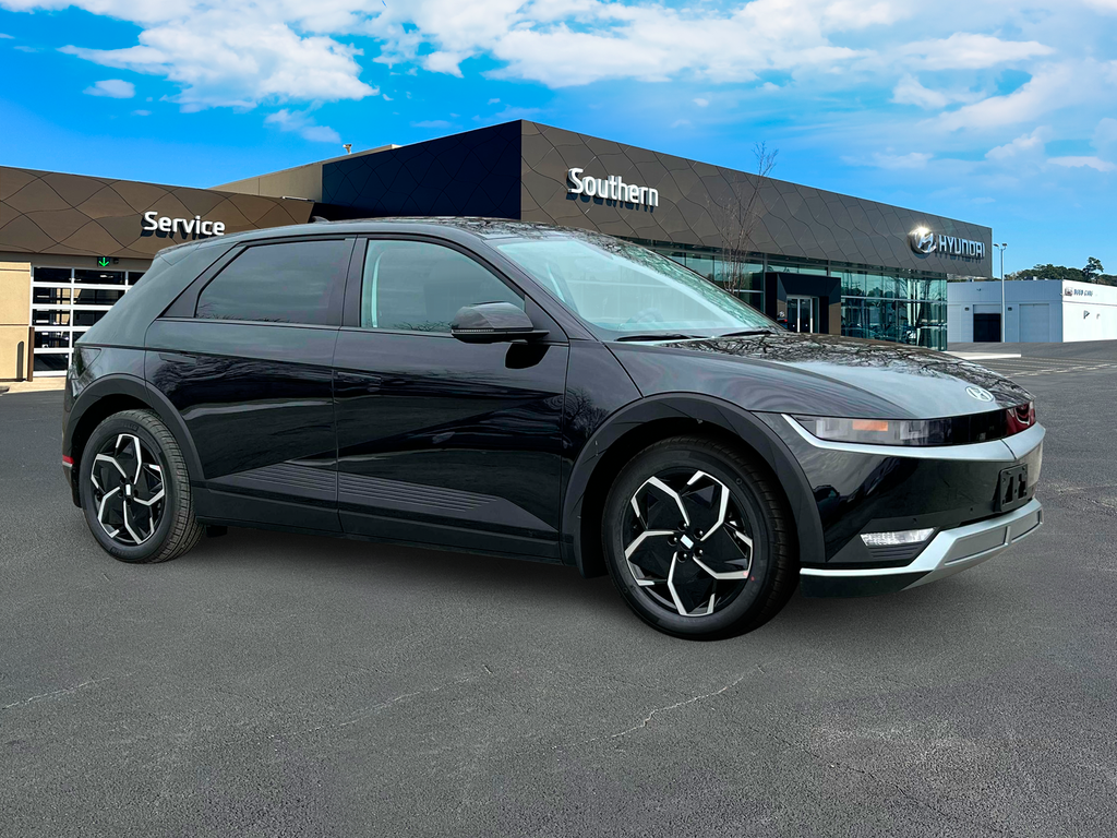 New 2024 Black Hyundai SEL image 11