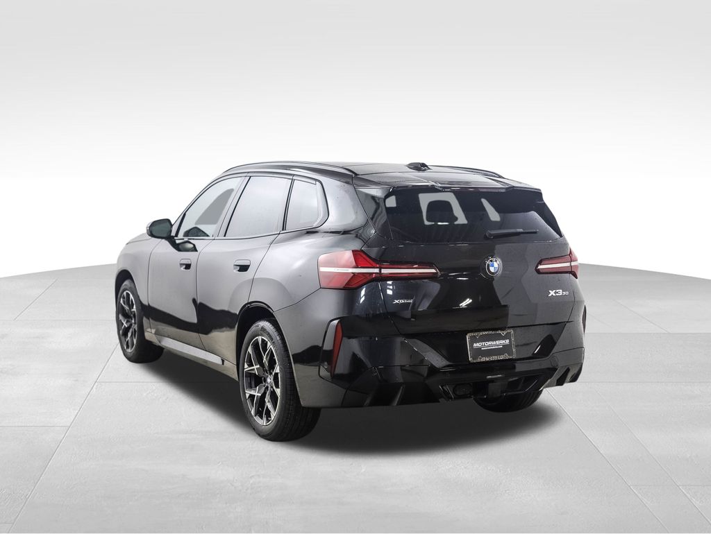 Thumbnail: 2026 BMW X3 - 3