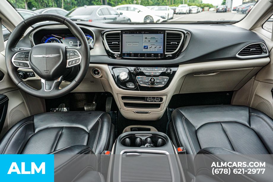 2024 Chrysler Pacifica Touring L photo 26
