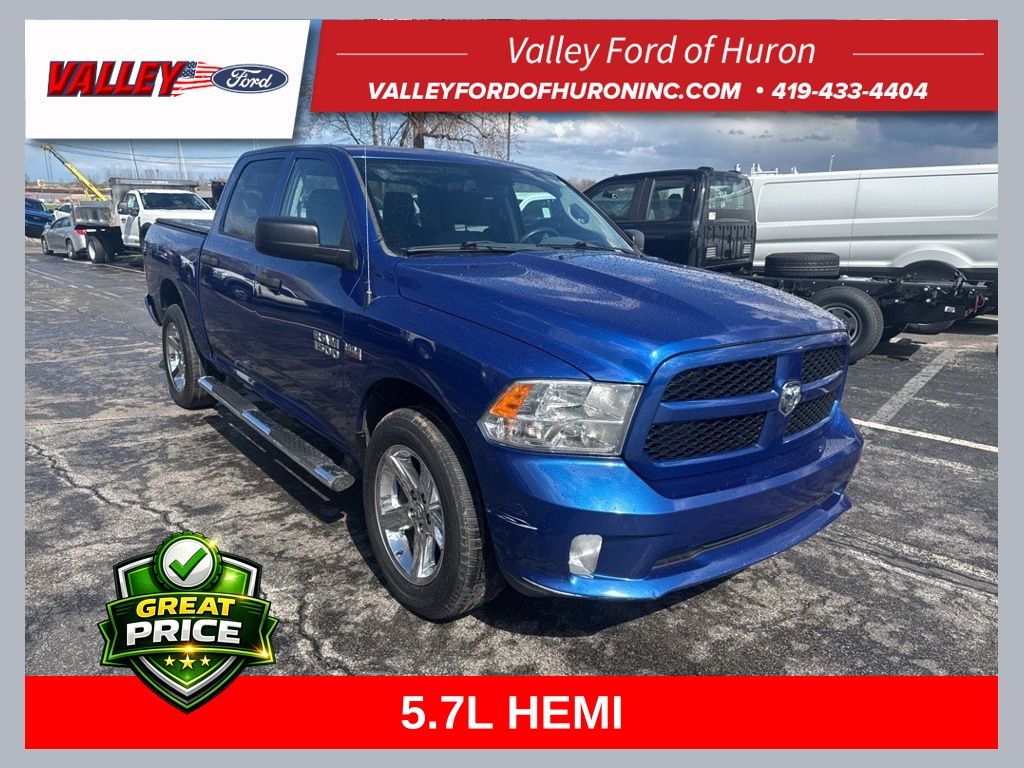 Blue Streak Pearlcoat 2016 RAM 1500 Express Crew Cab 4WD Pickup Truck Four-Wheel Drive 8-Speed Automatic