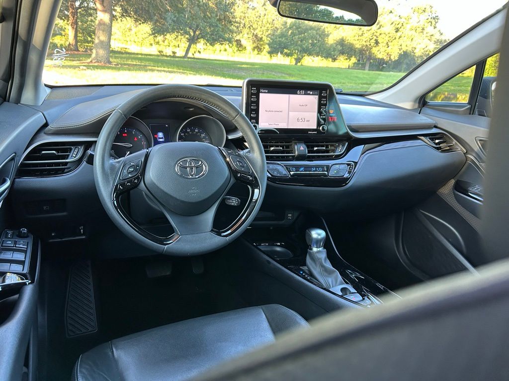 Thumbnail: 2021 Toyota C-HR - 12