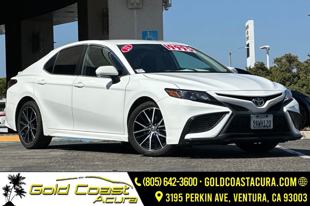 2021 Toyota Camry SE AWD