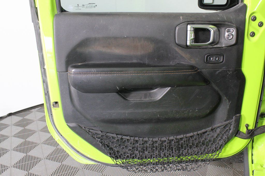 Thumbnail: 2021 Jeep Gladiator - 12