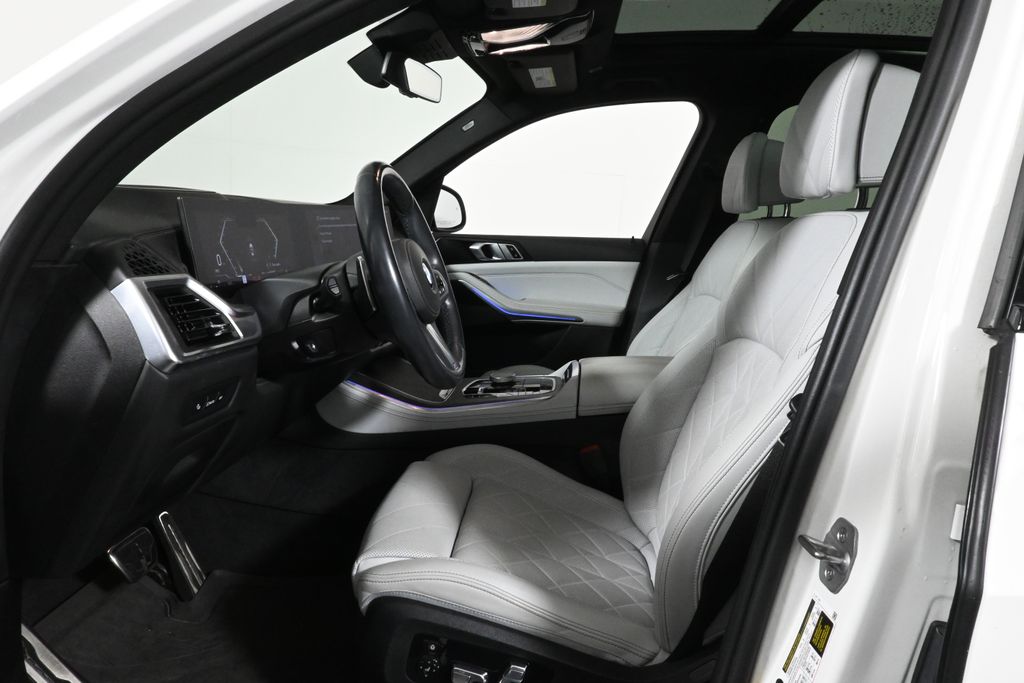 Thumbnail: 2024 BMW X5 - 3