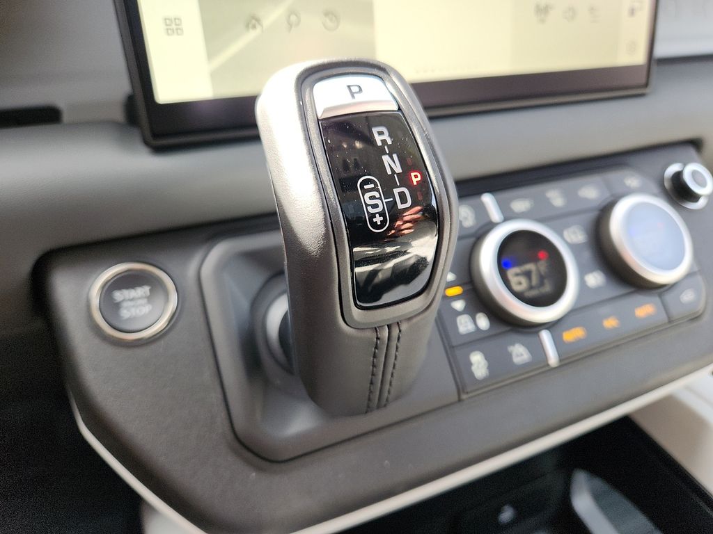 Thumbnail: 2025 Land Rover Defender - 7