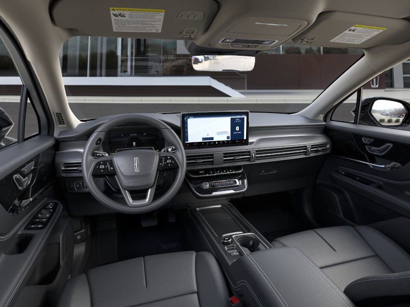 Thumbnail: 2025 Lincoln Corsair - 9